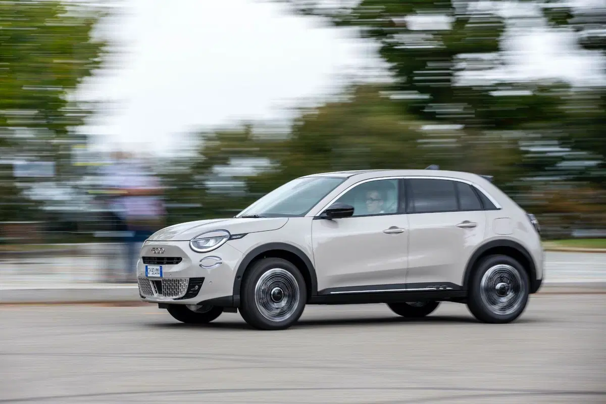 Nuova Fiat 600: motorizzazioni, allestimenti, optional e prezzi. Guida all’acquisto (22)