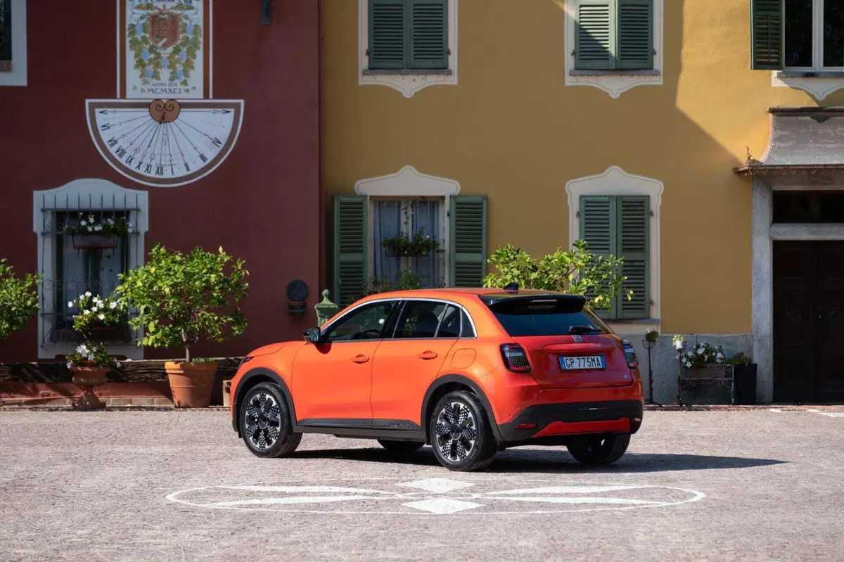 Nuova Fiat 600: motorizzazioni, allestimenti, optional e prezzi. Guida all’acquisto (32)