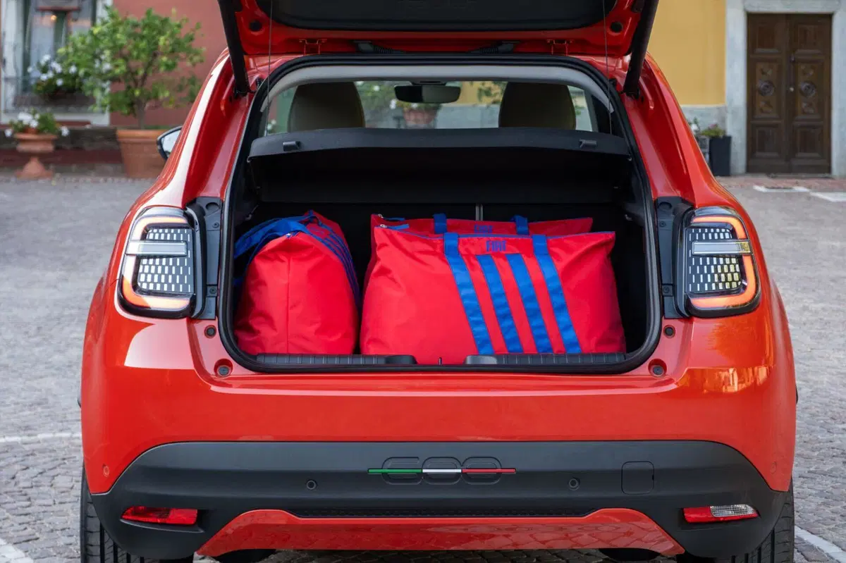 Nuova Fiat 600: motorizzazioni, allestimenti, optional e prezzi. Guida all’acquisto (33)