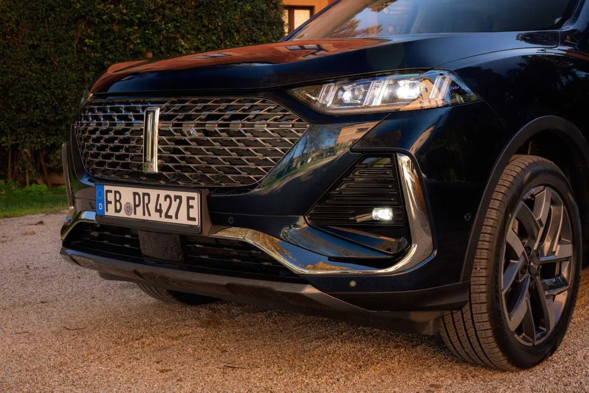GWM (Great Wall): la WEY 03 2024 è una plug-in da 136 km e costa 45.000 euro [VIDEO] (12)