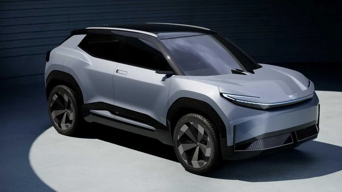 Toyota: una SUV urbana a batterie in arrivo in Europa, ma c'è dell'altro al Kenshiki Forum di Brussels [VIDEO]