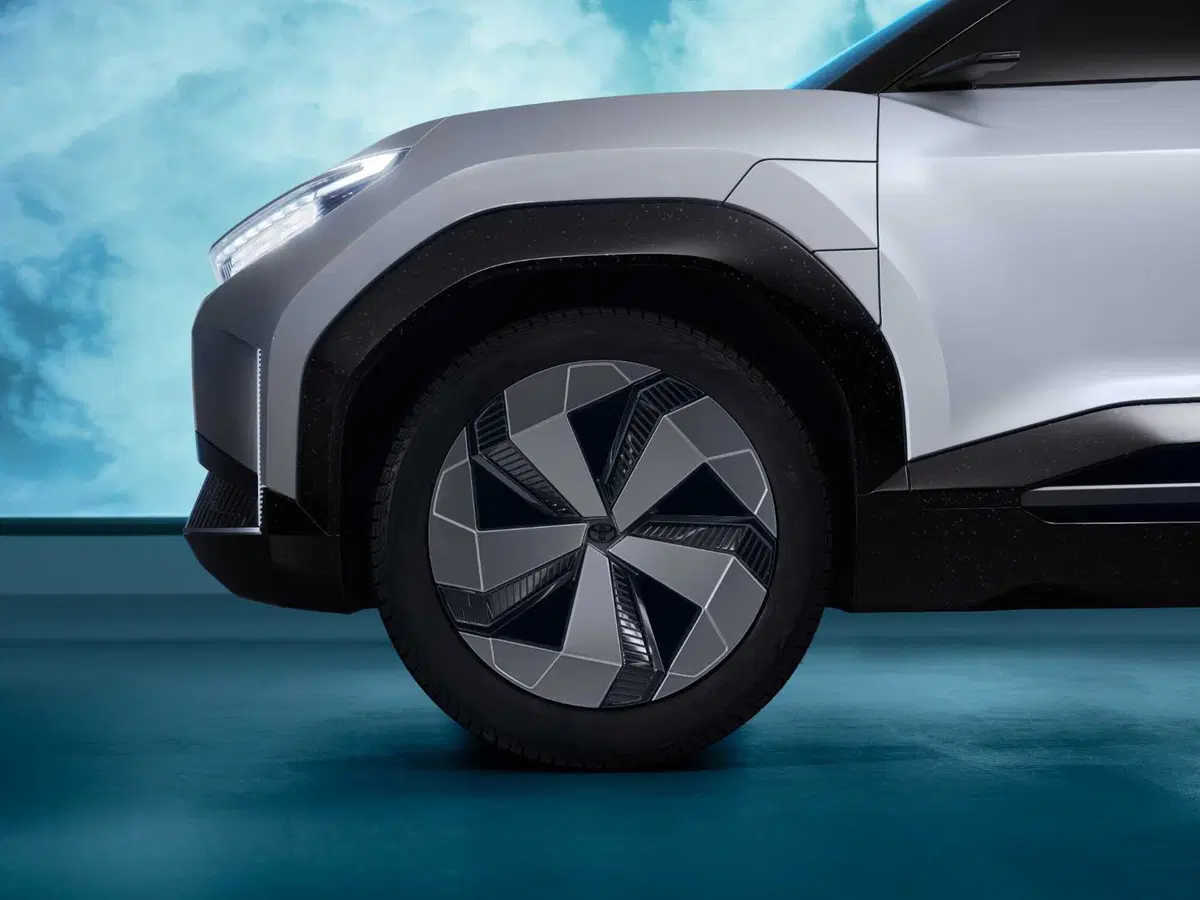 Toyota: una SUV urbana a batterie in arrivo in Europa, ma c'è dell'altro al Kenshiki Forum di Brussels [VIDEO] (21)