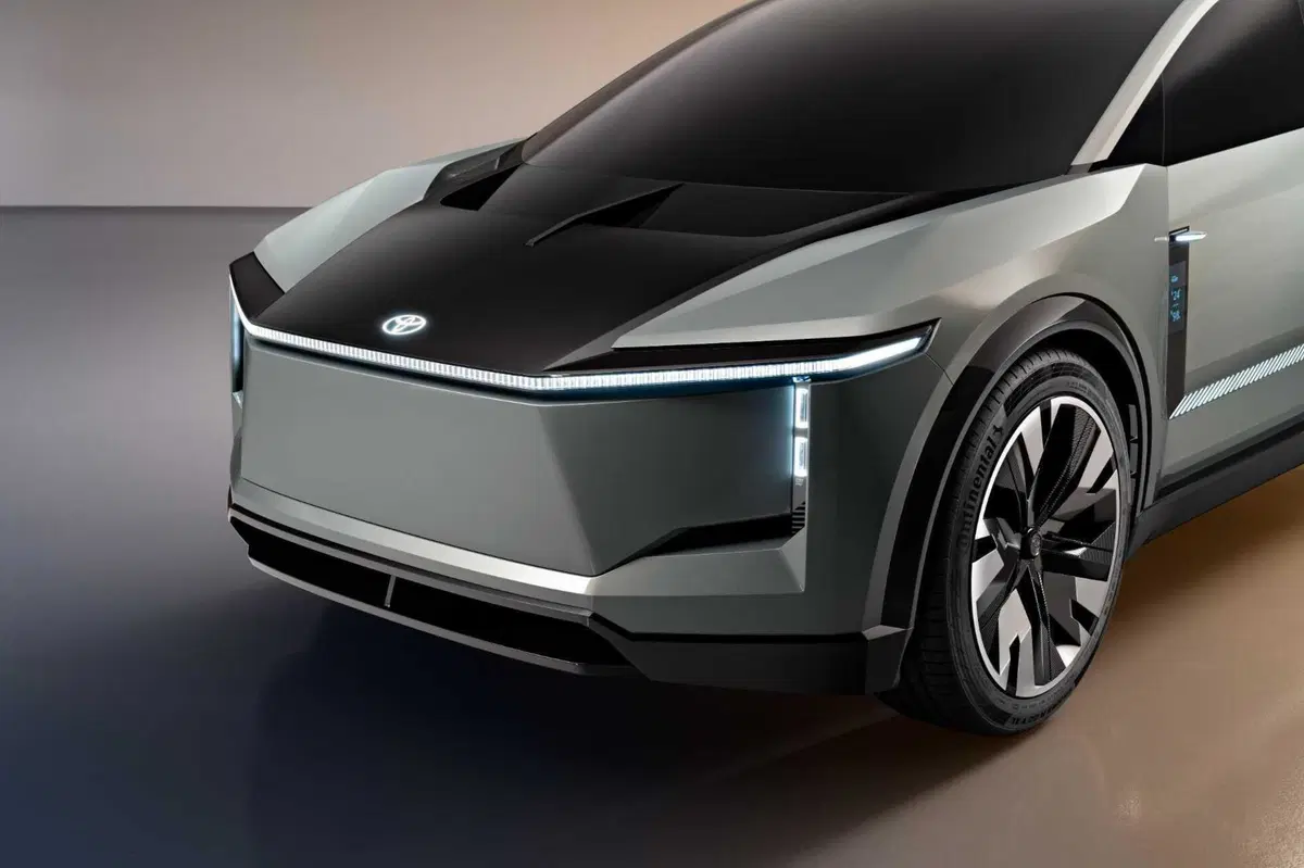 Toyota FT-3e: la bZ4x diventa una coupé snella e avanzata   (5)