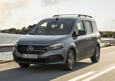 Mercedes EQT, il van elettrico per famiglia e lavoro