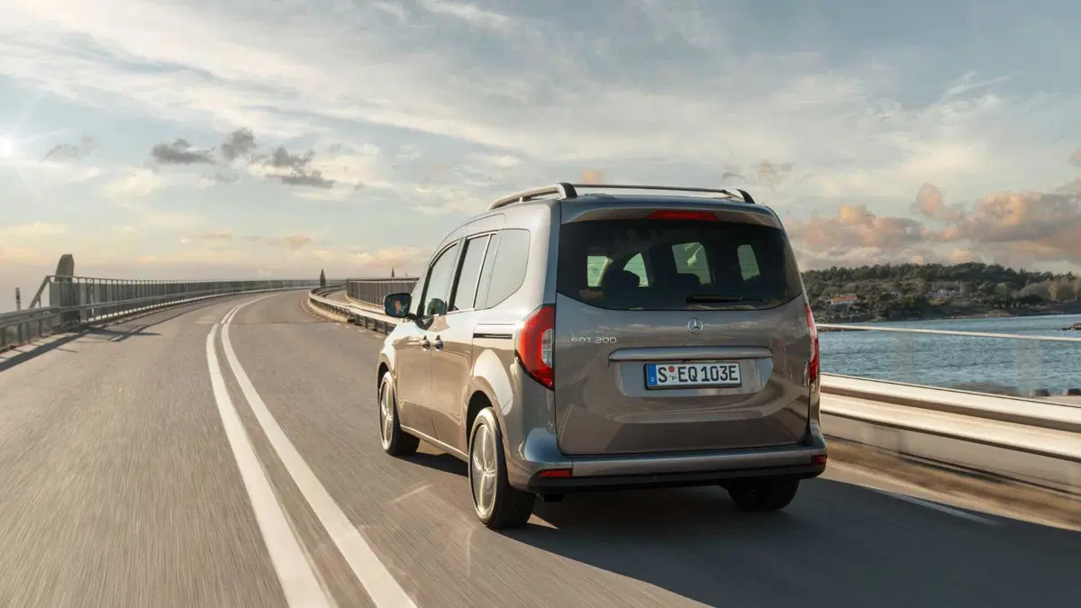 Mercedes EQT, il van elettrico per famiglia e lavoro (4)