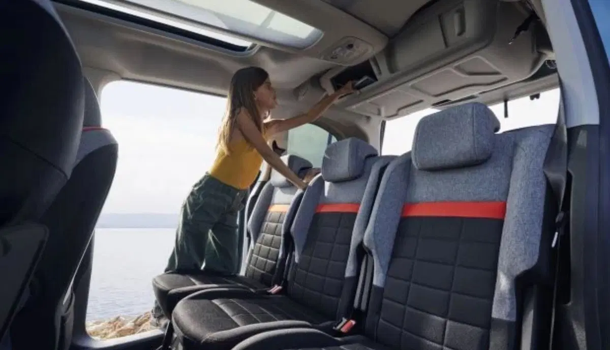 Citroen Berlingo: anche lui elettrico, con il look della C3 (5)