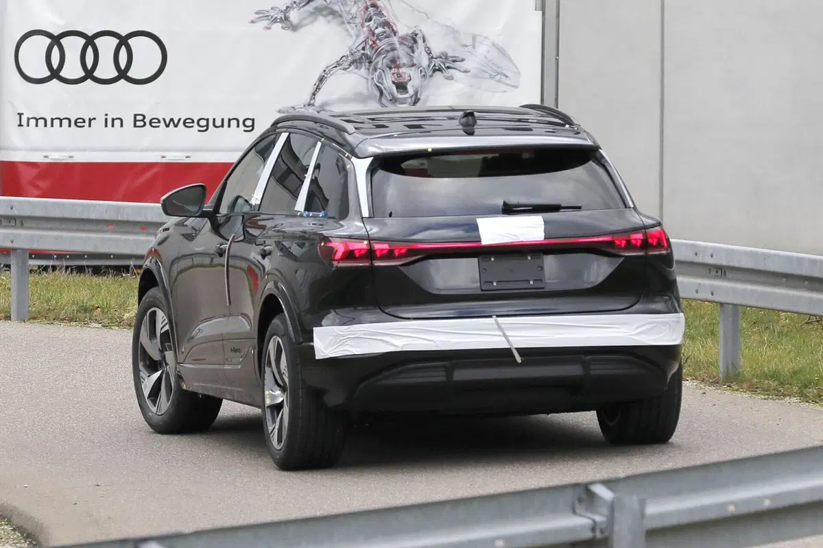 Audi Q6 e-tron, Suv e Sportback in arrivo nel 2024 [Foto Spia] (4)