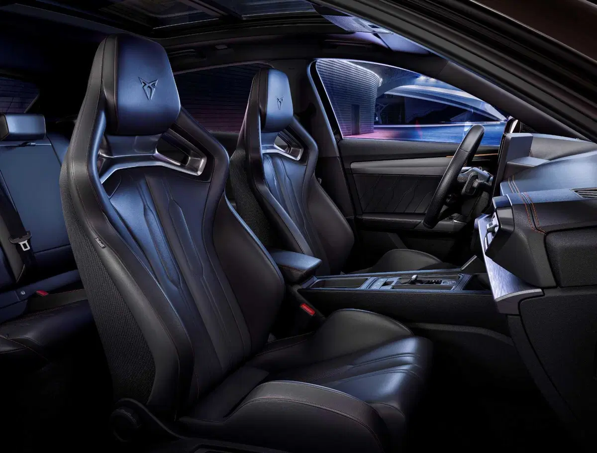 Cupra Formentor VZ5 BAT: l'edizione limitata, adrenalina illimitata (3)