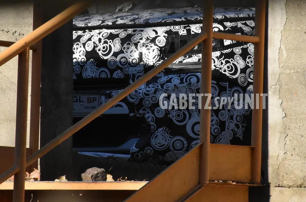 Fiat Panda Elettrica, avvistato il prototipo con la vera carrozzeria [Foto Spia] (6)