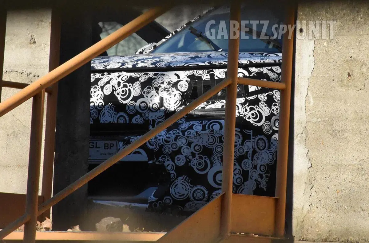 Fiat Panda Elettrica, avvistato il prototipo con la vera carrozzeria [Foto Spia] (7)