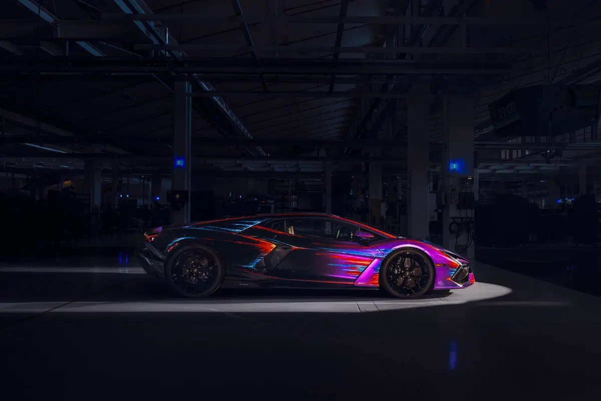 Lamborghini Revuelto Opera Unica: il Centro Stile l'ha resa un'opera d'arte (15)