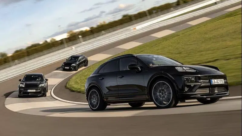 Porsche Macan elettrica: "Turbo" da 600 CV, dinamica da prima della classe [VIDEO]