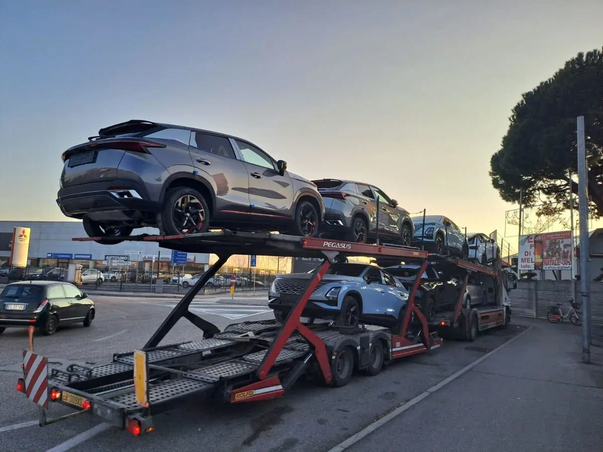 Omoda 5, il Suv cinese è arrivato ufficialmente in Italia  (4)