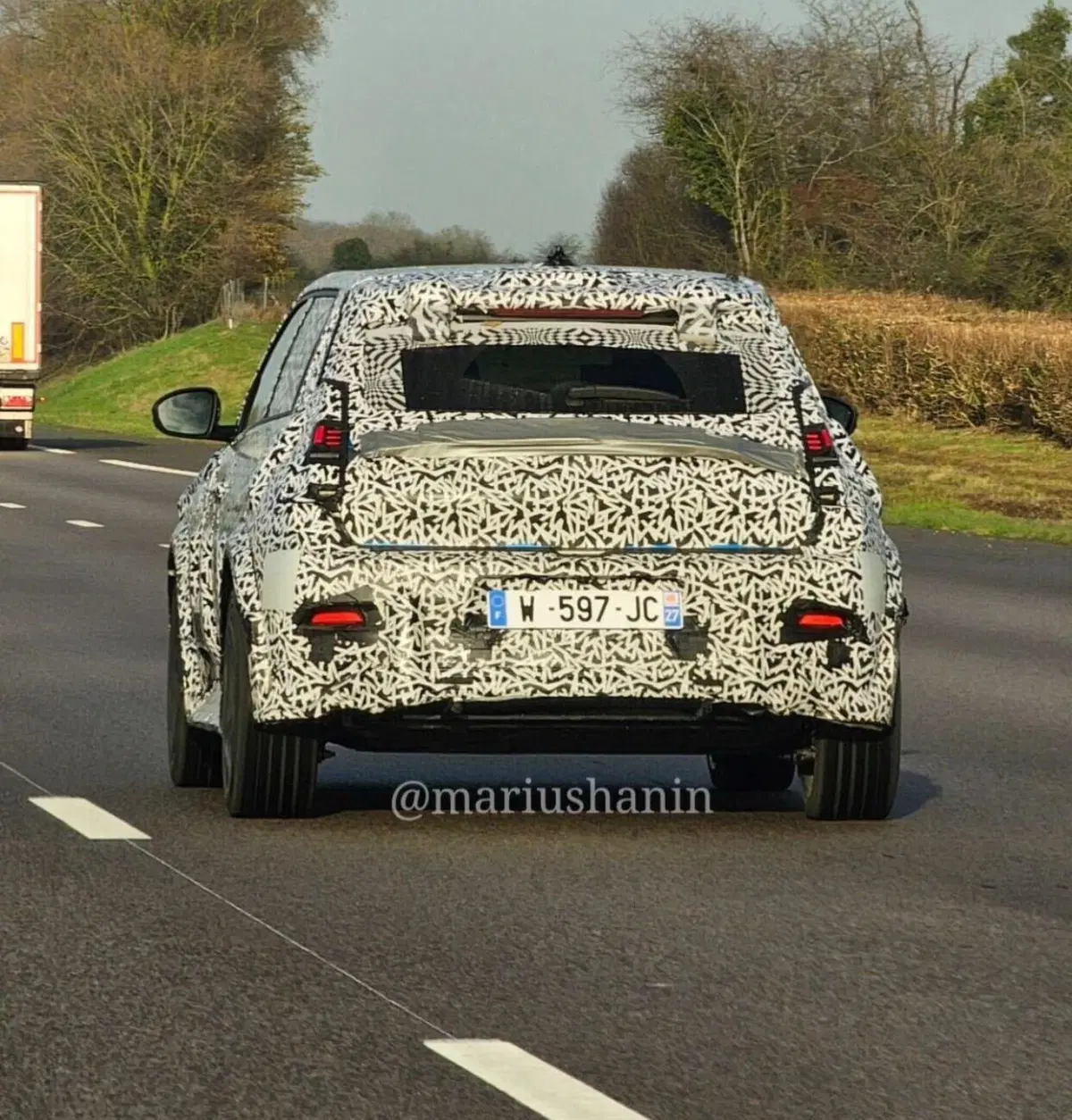 Alpine A290, continuano i test su strada della nuova elettrica [Foto Spia] (2)