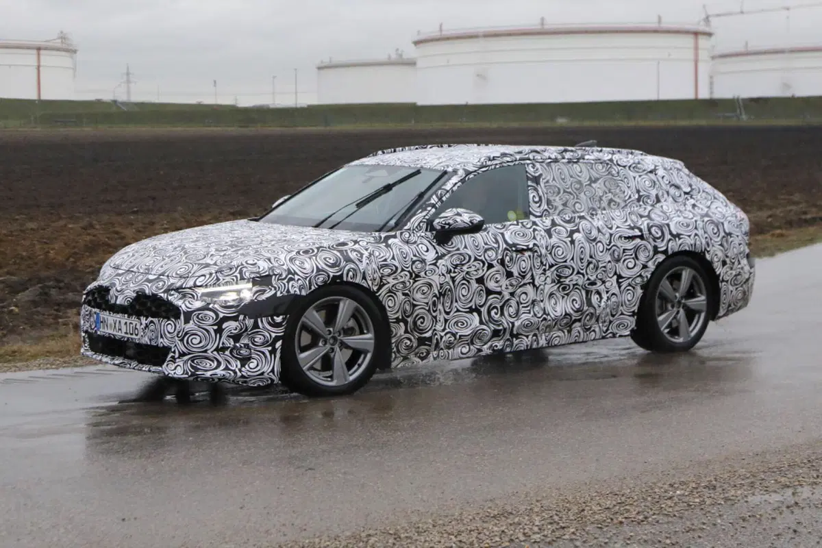 Audi A7 Avant, arriva nel 2024 e sarà ibrida [Foto Spia] (5)