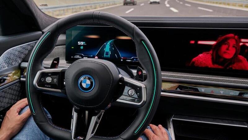 BMW a guida autonoma, si comincia da Shanghai