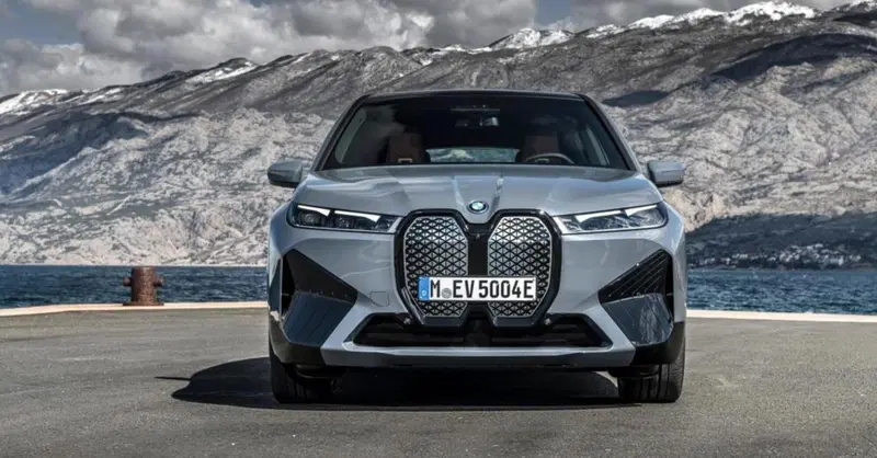 BMW: il rumore del motore "finto" per le elettriche non ci piace per niente
