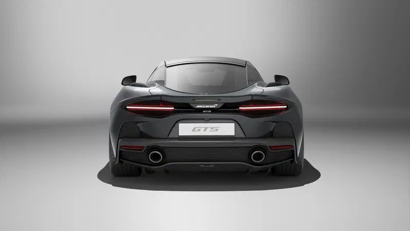 Posteriore McLaren GTS