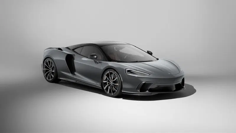 McLaren GTS: pi&ugrave; leggera e potente, 635 Cv su 1.500 chili