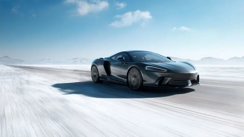 McLaren GTS: pi&ugrave; leggera e potente, 635 Cv su 1.500 chili