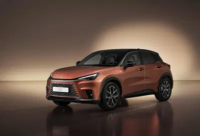 Lexus LBX 2024: l'ibrido SFIZIOSO, anche "4x4" [VIDEO]