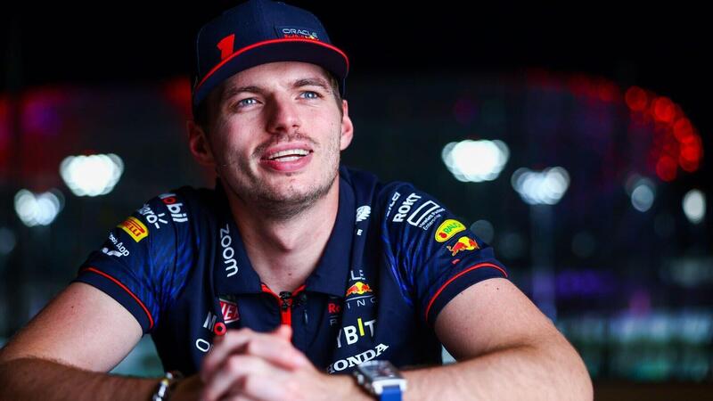 F1. Max Verstappen vuole noleggiare una Mercedes in vacanza, ma gli negano il permesso: &egrave; troppo giovane