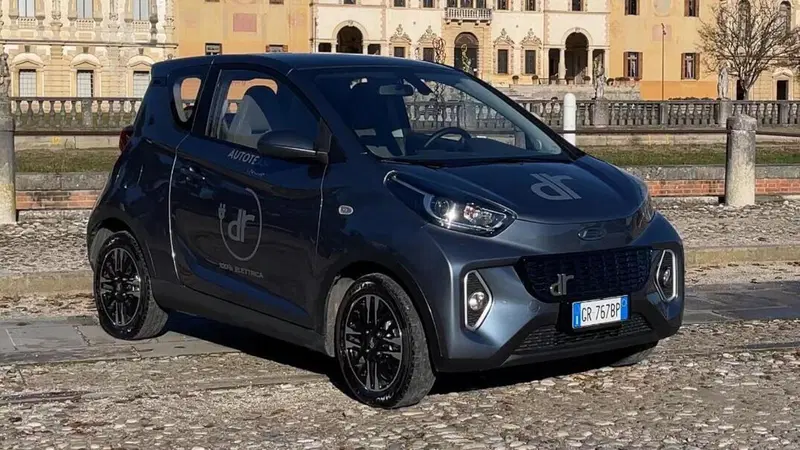 DR DR1.0: l&rsquo;ho provata per un giorno, ecco come va [VIDEO]