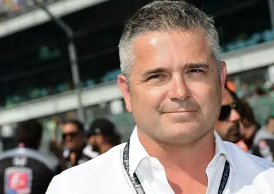 Morto Gil de Ferran: colpito da infarto a 56 anni l'ex pilota e consulente della McLaren