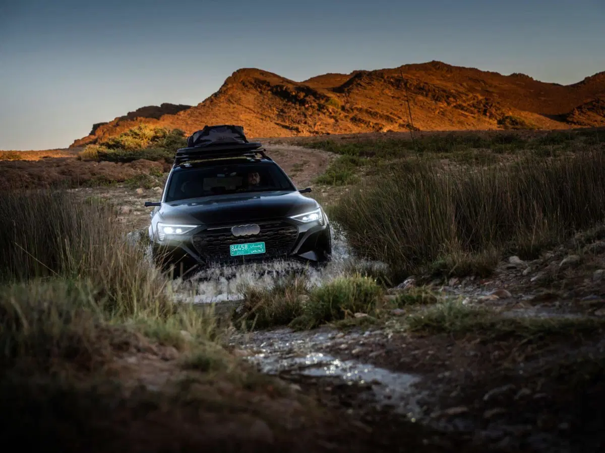 Audi Q8 e-tron Edition Dakar: la sfida dell’Off-Road Elettrico [VIDEO]