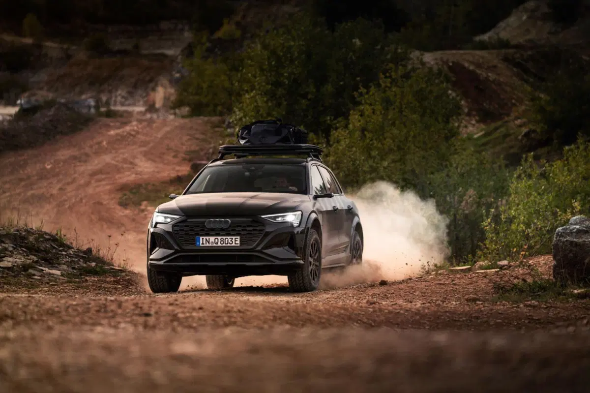 Audi Q8 e-tron Edition Dakar: la sfida dell’Off-Road Elettrico [VIDEO] (4)