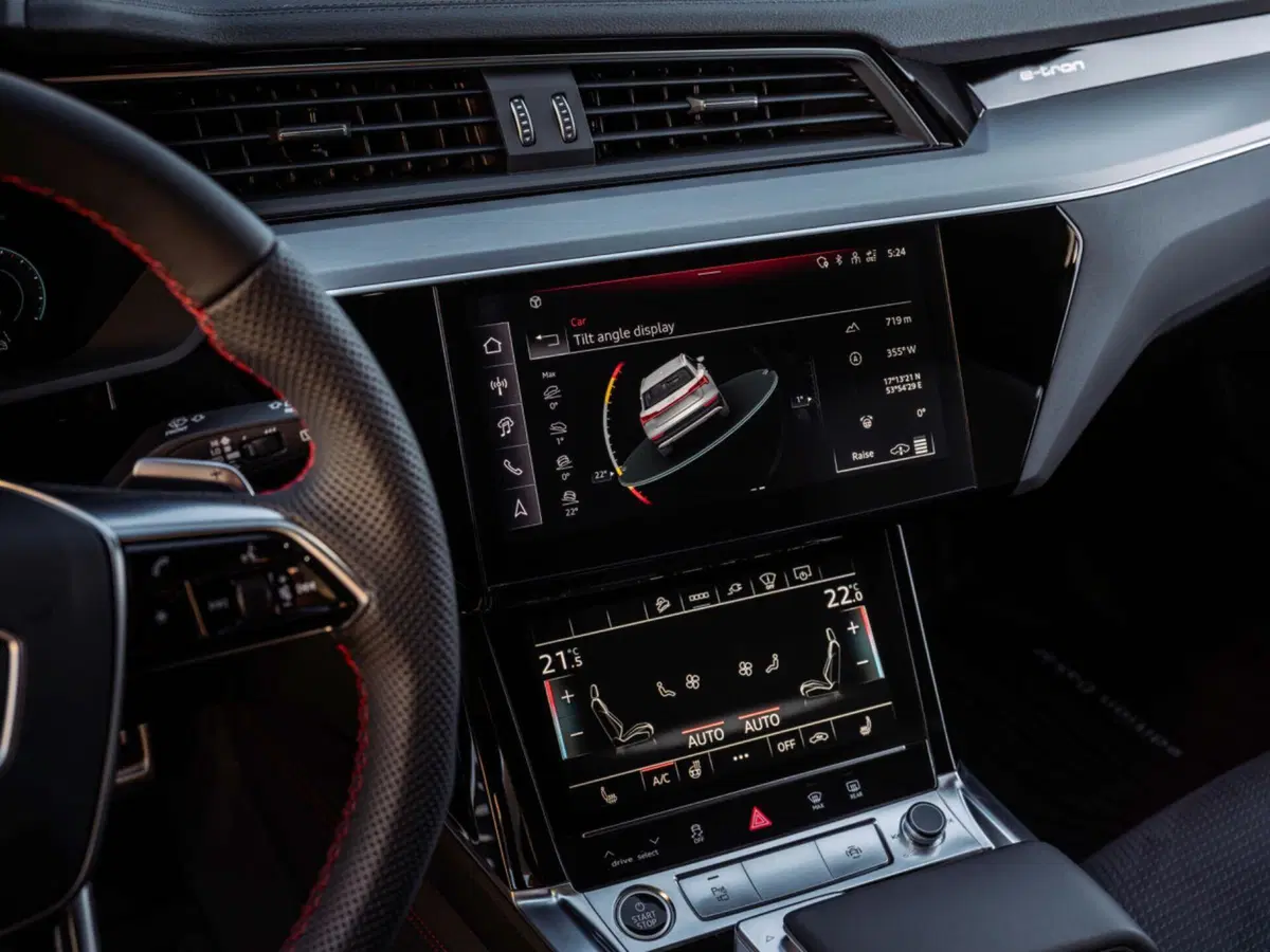 Audi Q8 e-tron Edition Dakar: la sfida dell’Off-Road Elettrico [VIDEO] (10)