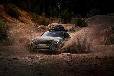 Audi Q8 e-tron Edition Dakar: la sfida dell&rsquo;Off-Road Elettrico [VIDEO]