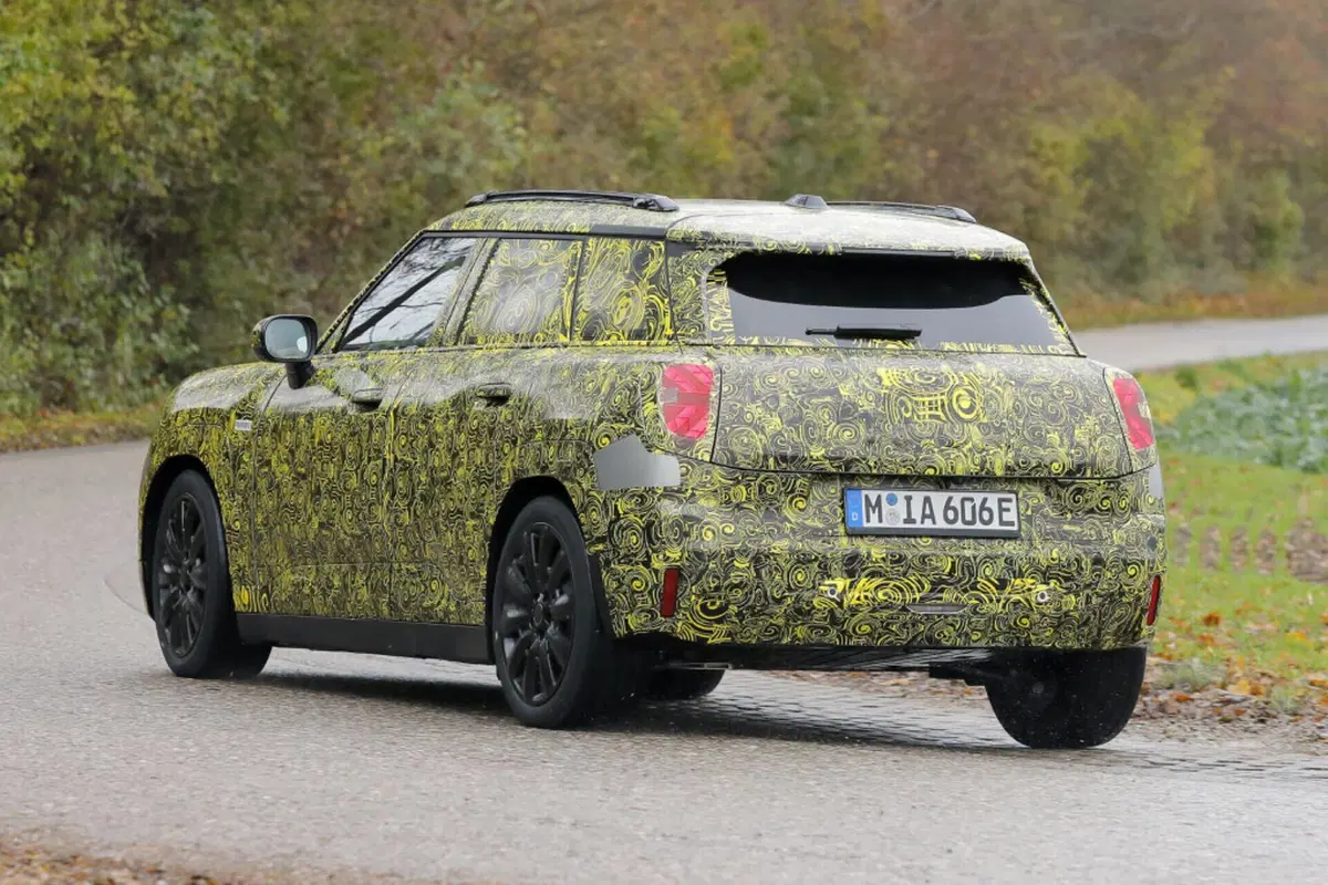 Mini Aceman: dal concept al prototipo, eccola su strada [Foto Spia] (9)