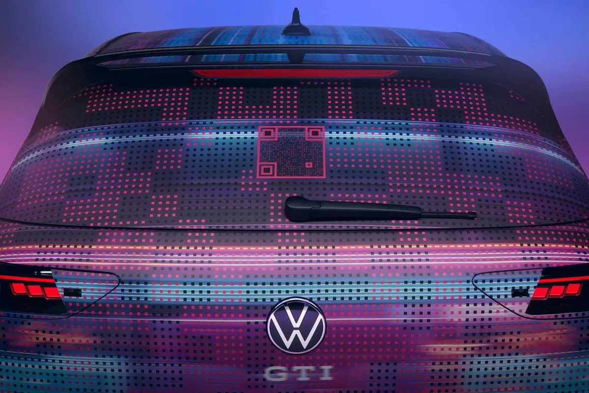 Volkswagen Golf GTI: ecco la concept al CES 2024, addio cambio manuale (3)