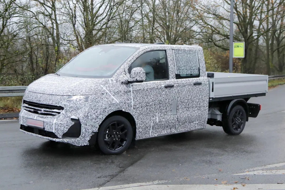 Volkswagen Transporter, sarà diesel, ibrido e 100% elettrico [Foto Spia] (6)