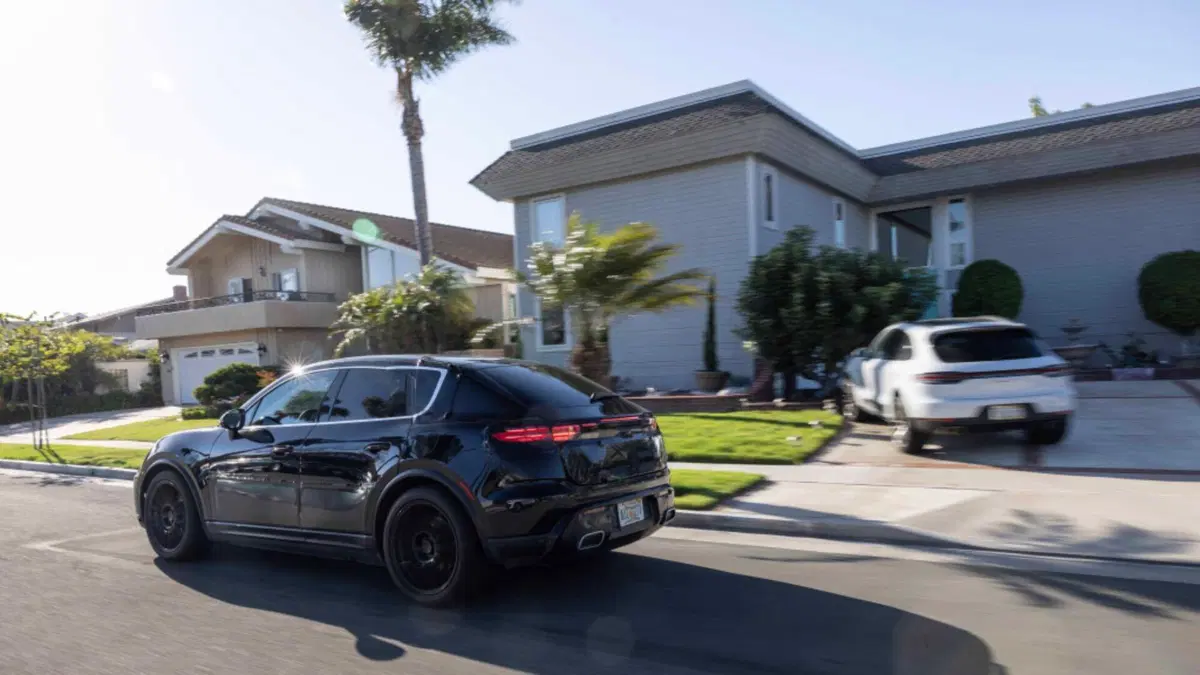 Porsche Macan elettrica: test finiti, pronti al lancio (5)