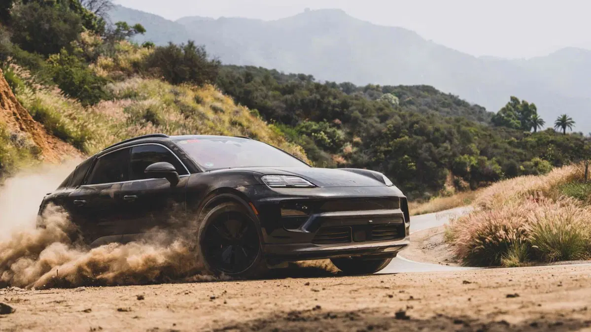 Porsche Macan elettrica: test finiti, pronti al lancio (7)