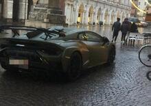 Lo spaccone in Lamborghini: rimozione impossibile e lui ride della multa