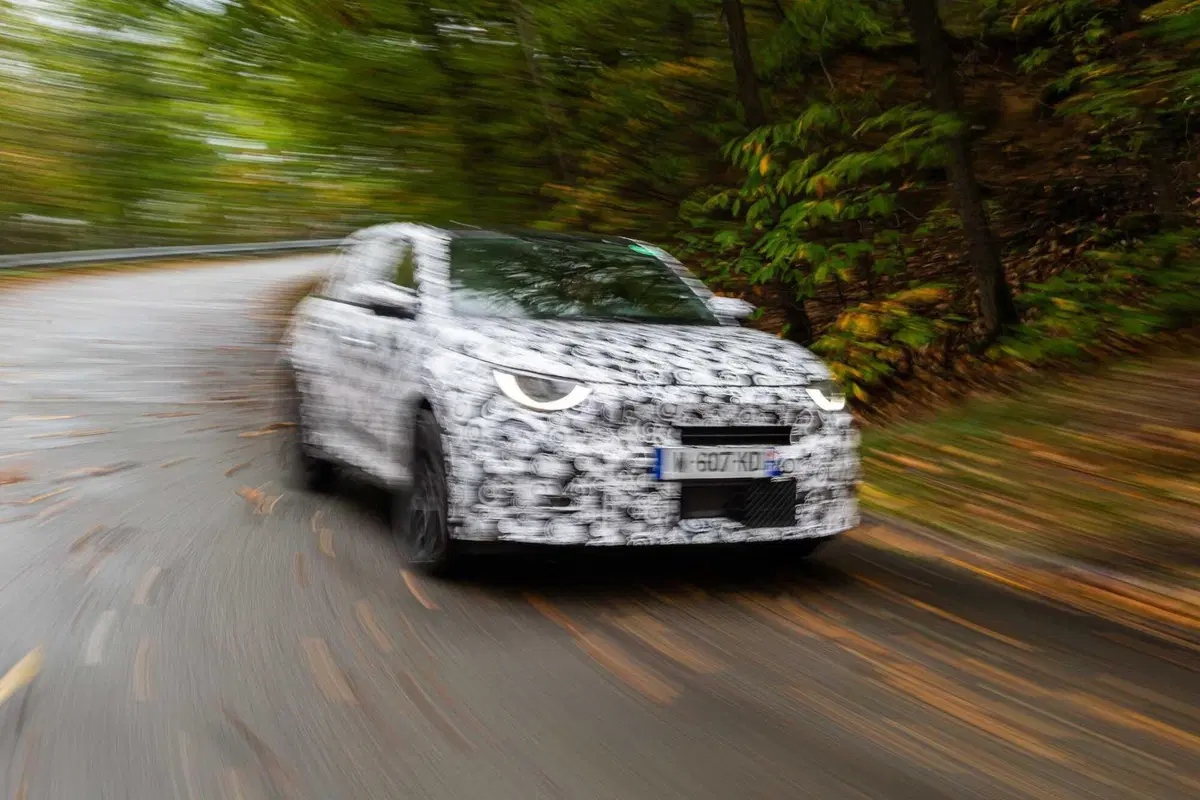 Abarth: arriva la 600e con 240 CV e il differenziale autobloccante [VIDEO] (3)