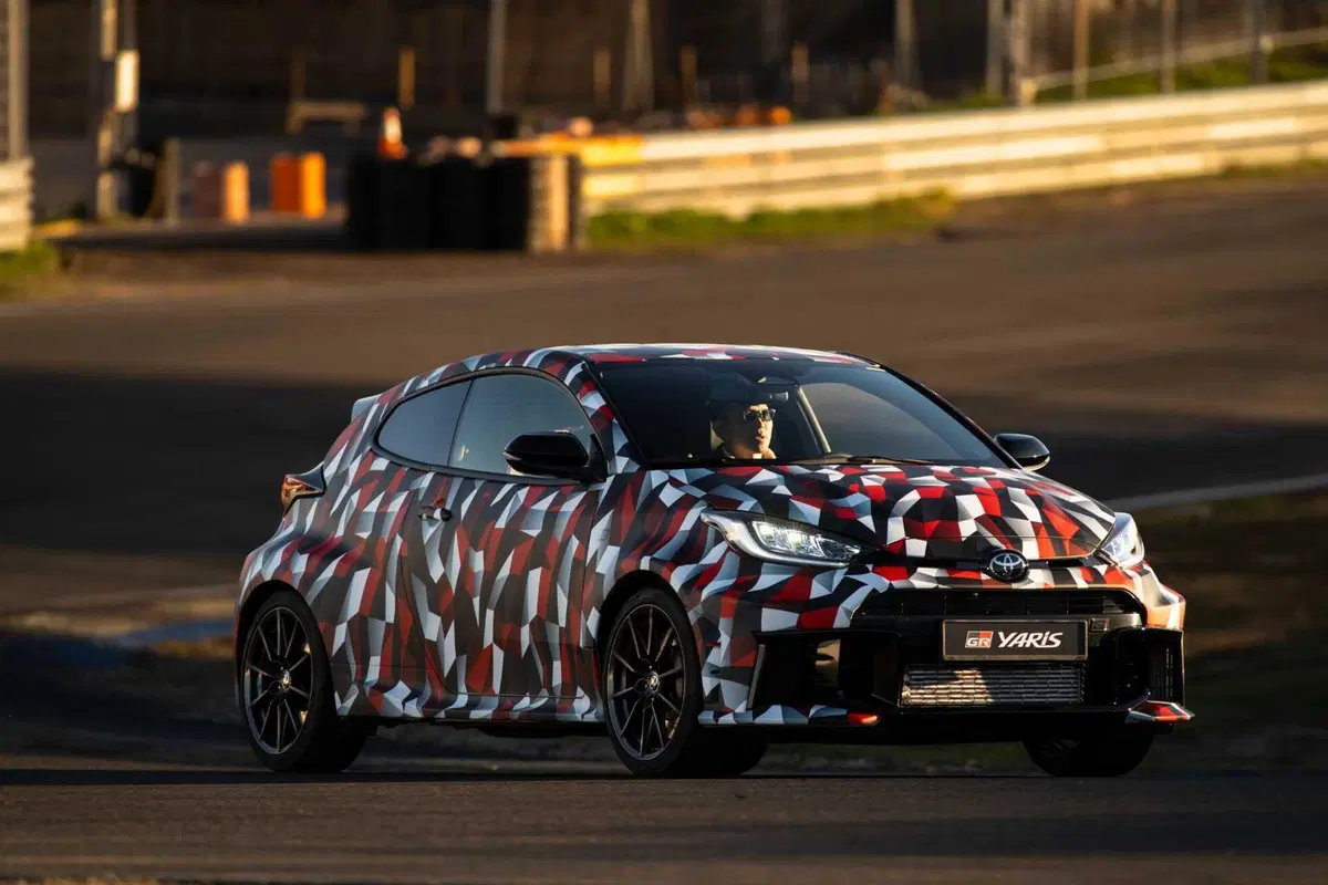 Toyota GR Yaris 2024: nuovo cambio e il godimento è totale! [VIDEO]