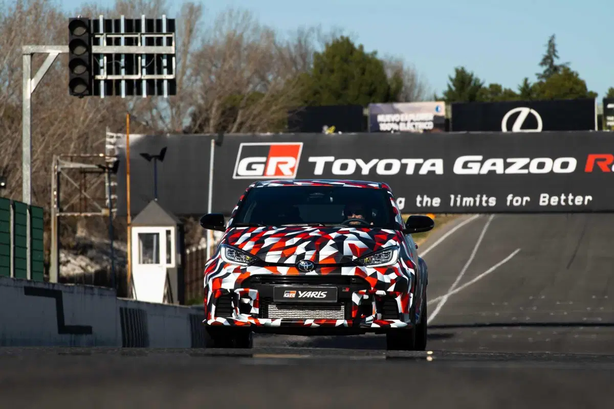 Toyota GR Yaris 2024: nuovo cambio e il godimento è totale! [VIDEO] (34)