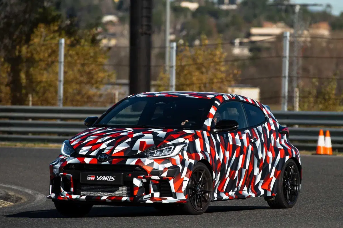 Toyota GR Yaris 2024: nuovo cambio e il godimento è totale! [VIDEO] (35)