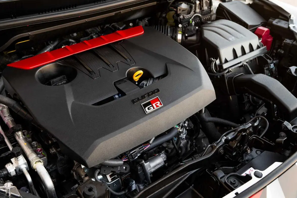 Toyota GR Yaris 2024: nuovo cambio e il godimento è totale! [VIDEO] (50)