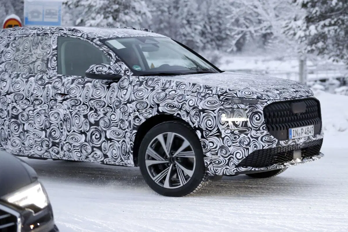 Audi è al lavoro al Circolo Polare Artico con una misteriosa  auto [Foto Spia] (12)