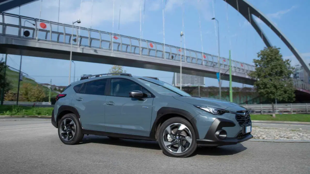 Subaru Crosstrek 2.0i e-boxer Premium (4)