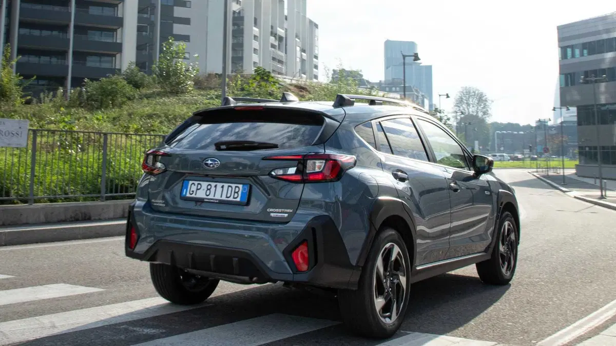 Subaru Crosstrek 2.0i e-boxer Premium (9)