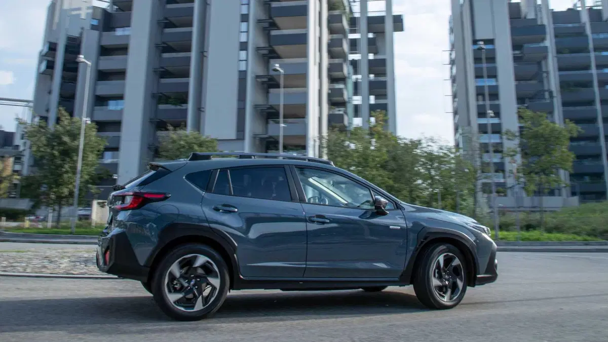 Subaru Crosstrek 2.0i e-boxer Premium (5)