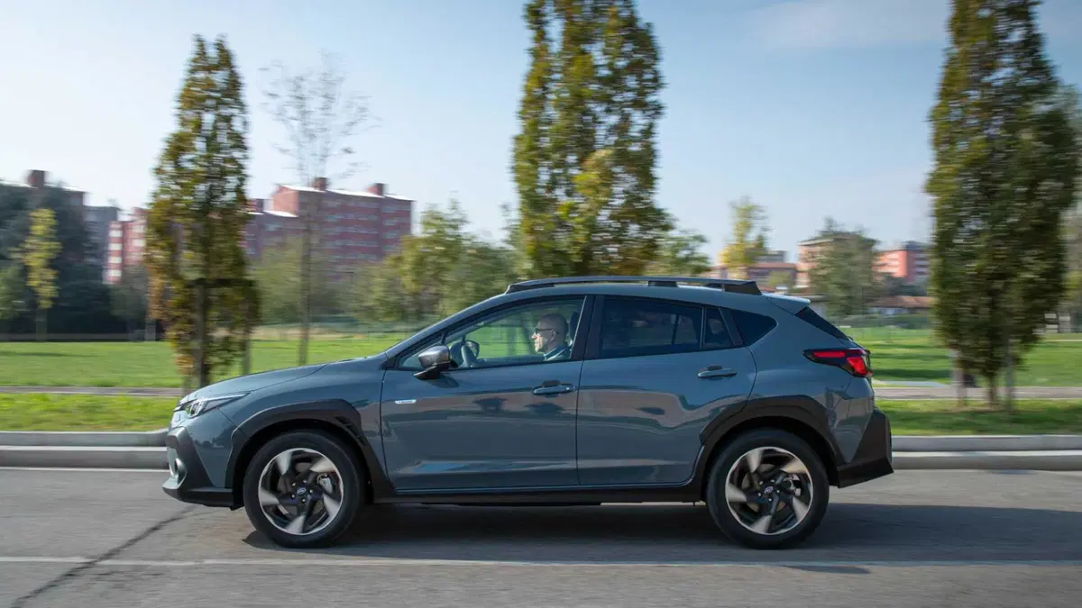 Subaru Crosstrek 2.0i e-boxer Premium (6)