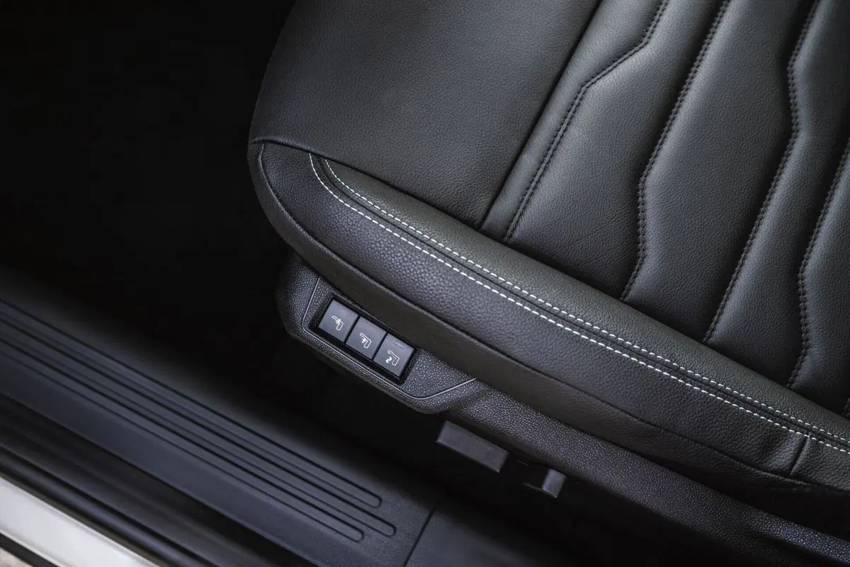 Jeep Avenger: motorizzazioni, allestimenti, optional e prezzi. Guida all’acquisto (11)