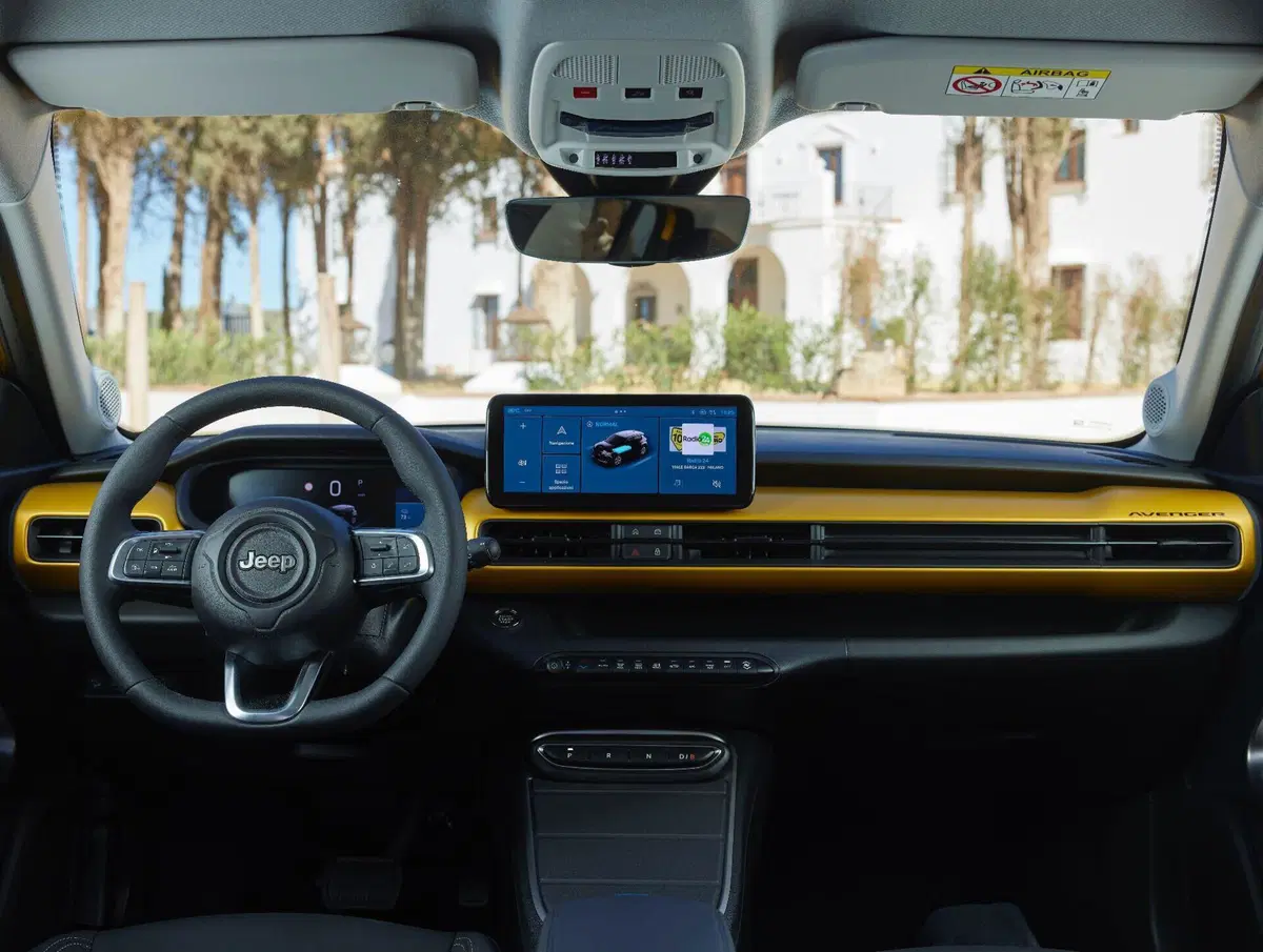 Jeep Avenger: motorizzazioni, allestimenti, optional e prezzi. Guida all’acquisto (15)